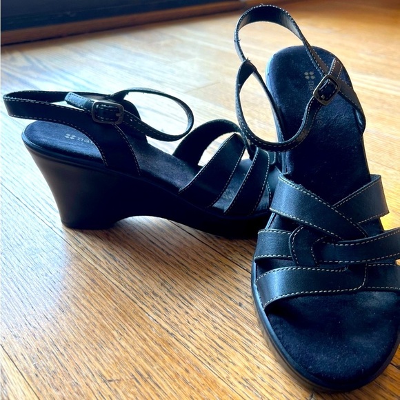 🥳SUMMER SALE🥳 Naturalizer Black Heels Elegant Design - Picture 6 of 9